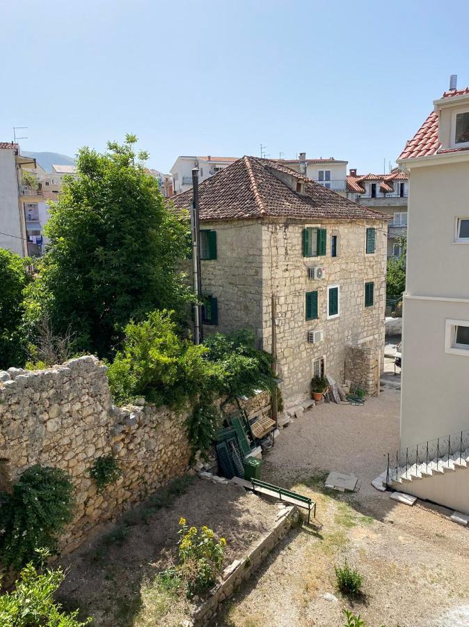 Apartman Karla Makarska Exteriör bild